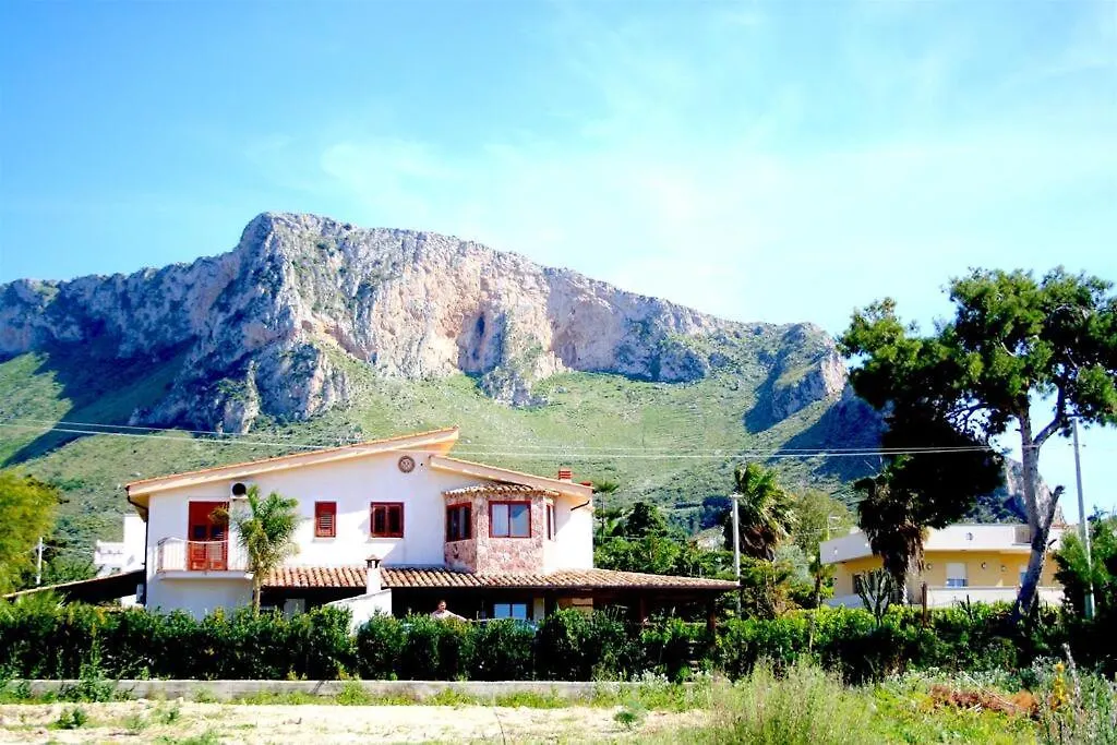 Casa vacanze Villa Rogis Terrasini