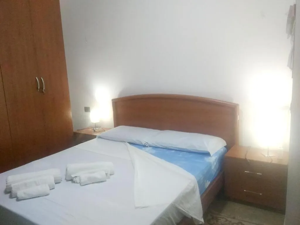 Villa Rogis Terrasini 0*,