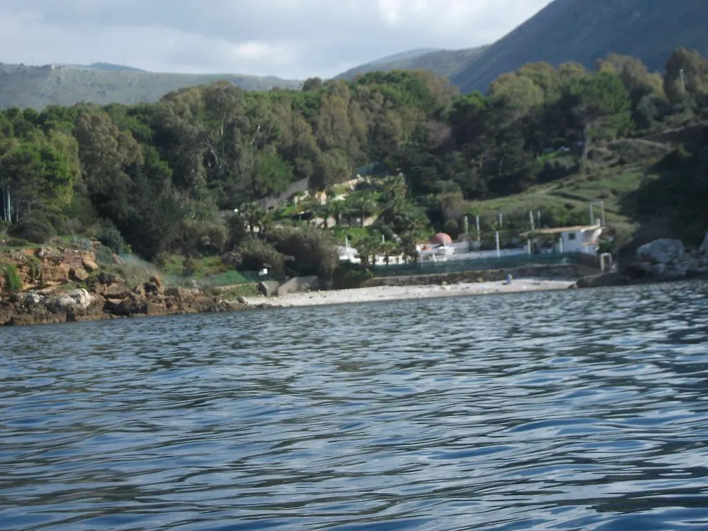 Casa vacanze Villa Rogis Terrasini Italia
